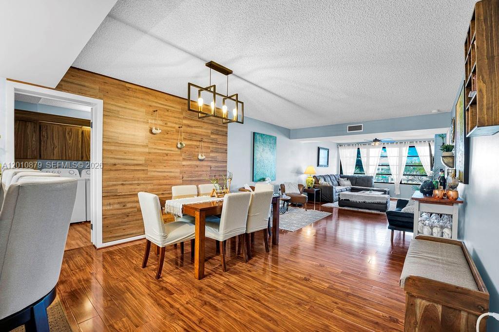 6049 Balboa Cir # 302, Boca Raton FL 33433