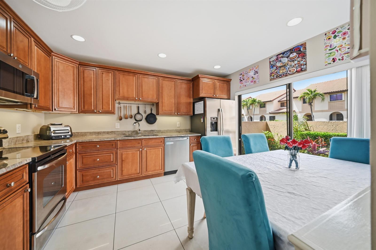 22068 Las Brisas Circle, Boca Raton FL 33433 photo 3
