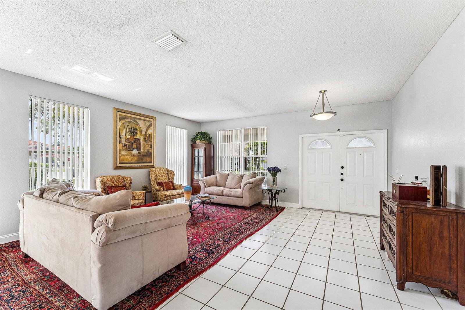 18250 Blue Lake Way, Boca Raton FL 33498 photo 5
