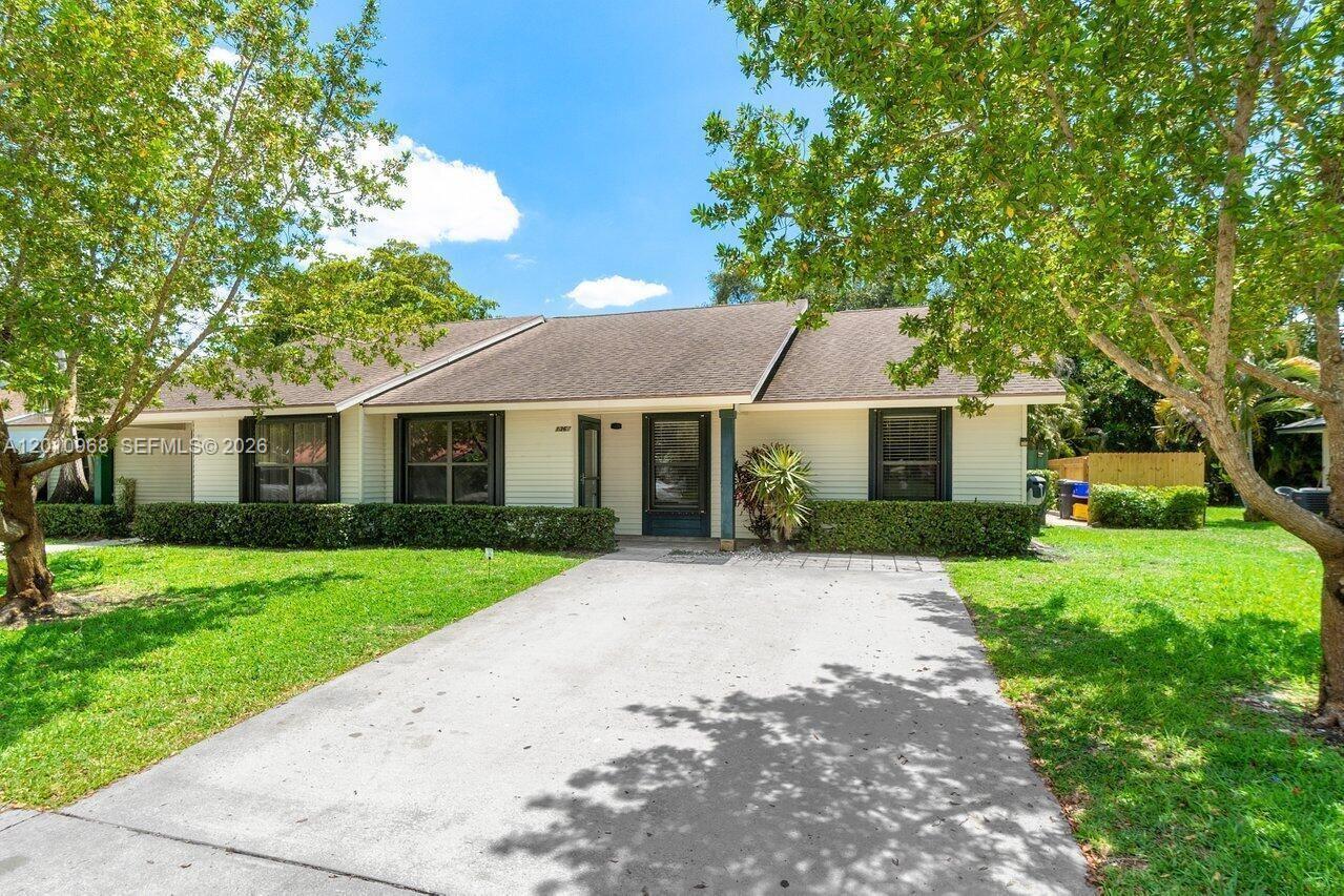1367 Riverside Cir # 1367, Wellington FL 33414 photo 3