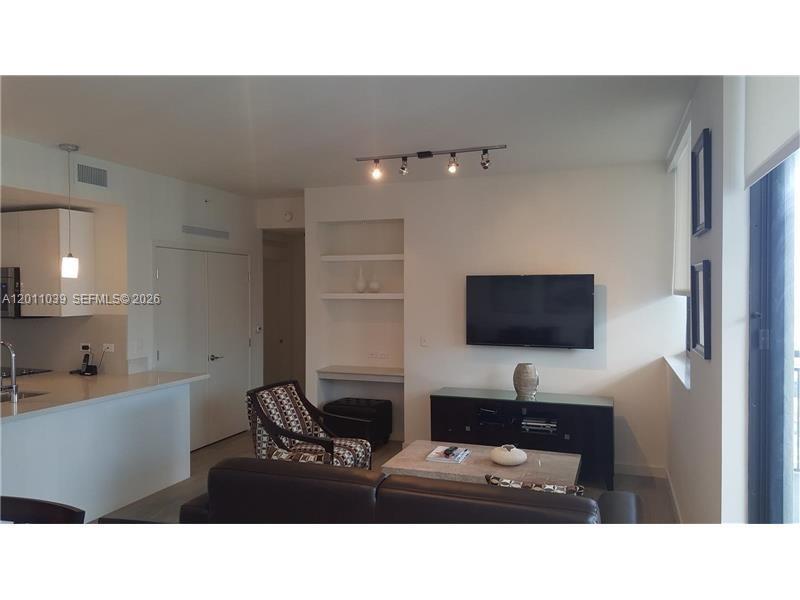 999 SW 1st Ave # 2514, Miami FL 33130 photo 2