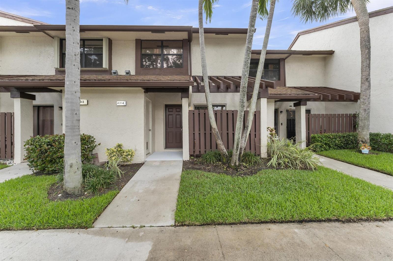 4314 Carambola Circle N, Coconut Creek FL 33066