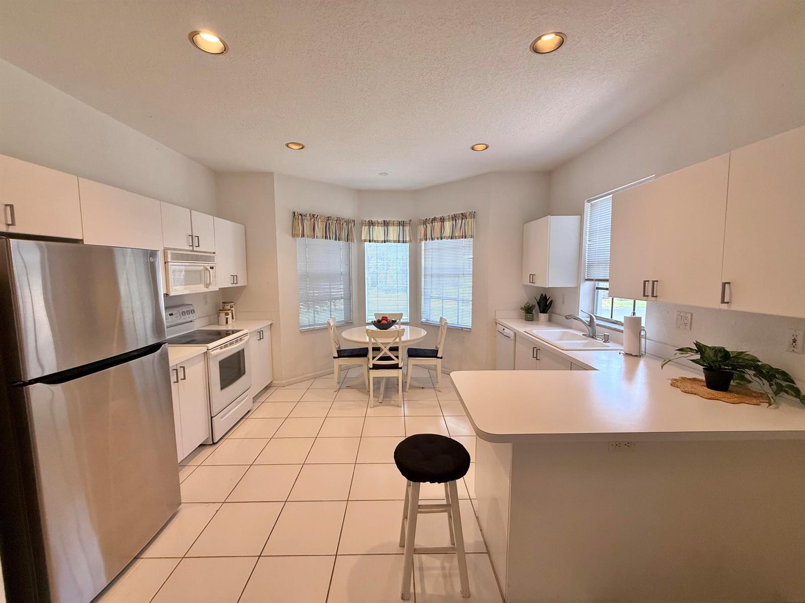22821 Windsor Wood Court, Boca Raton FL 33433 photo 4