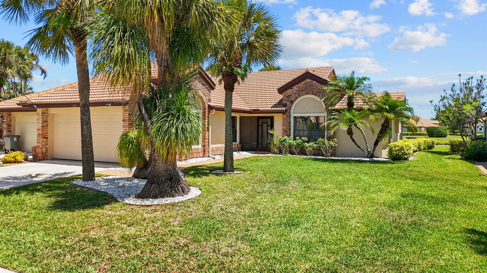 8180 Bellwort Place, Boynton Beach FL 33472 photo 2