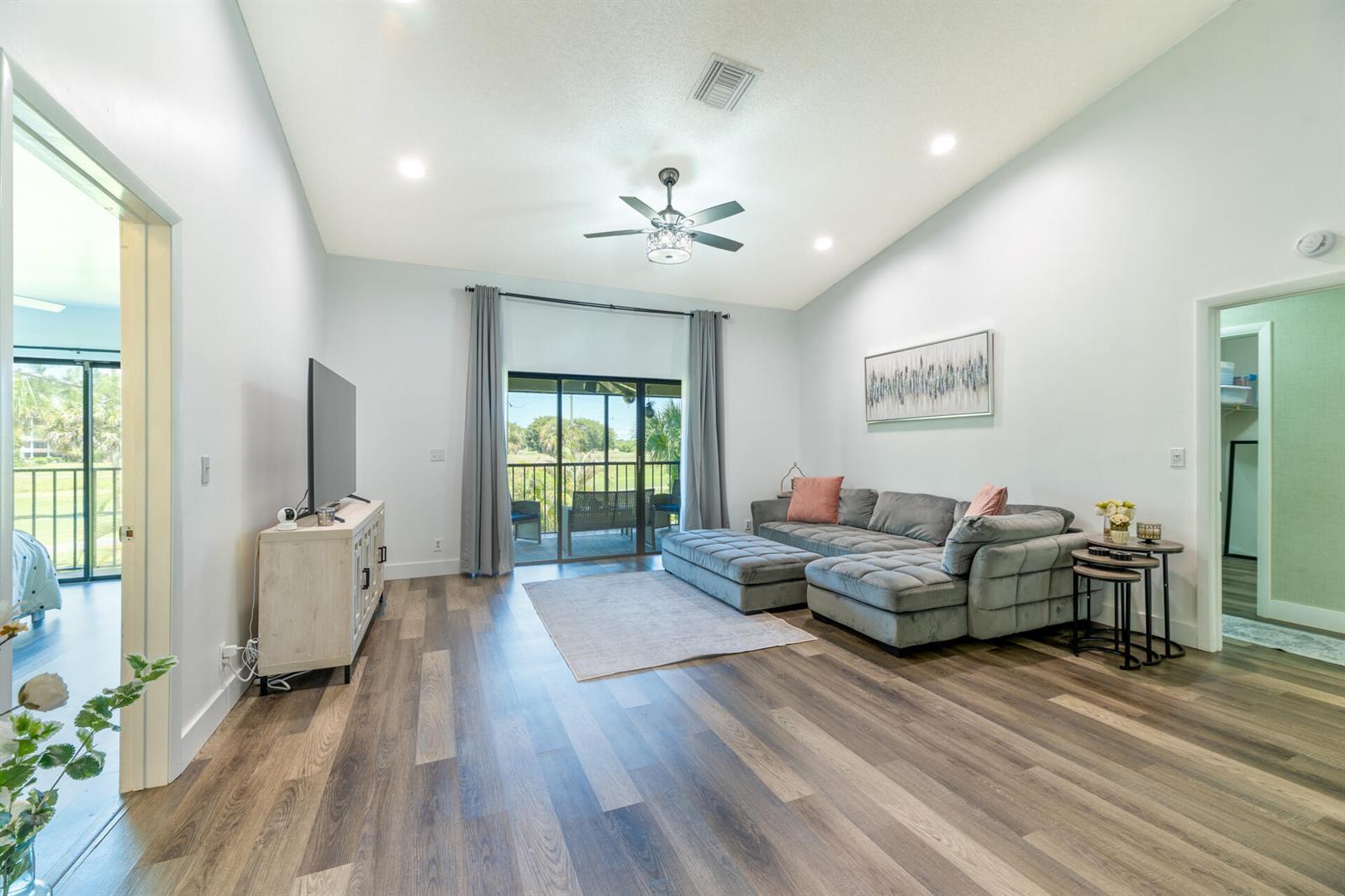 5142 Fountains Drive S, Lake Worth FL 33467 photo 5