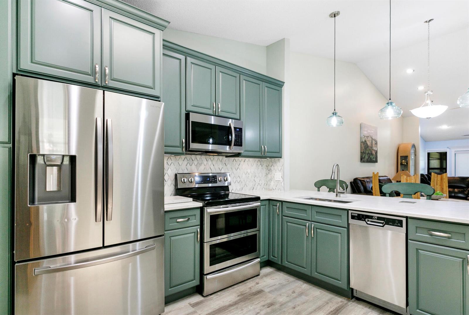 10711 Palm Leaf Drive # B, Boynton Beach FL 33437 photo 4