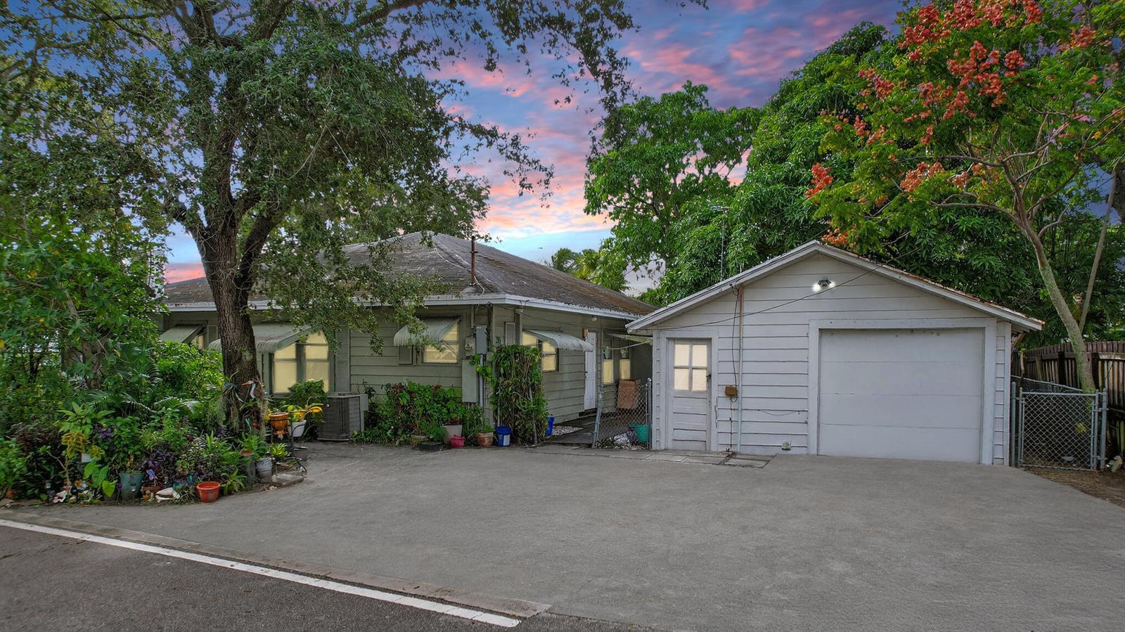 1018 NE 2nd Avenue, Delray Beach FL 33444 photo 5
