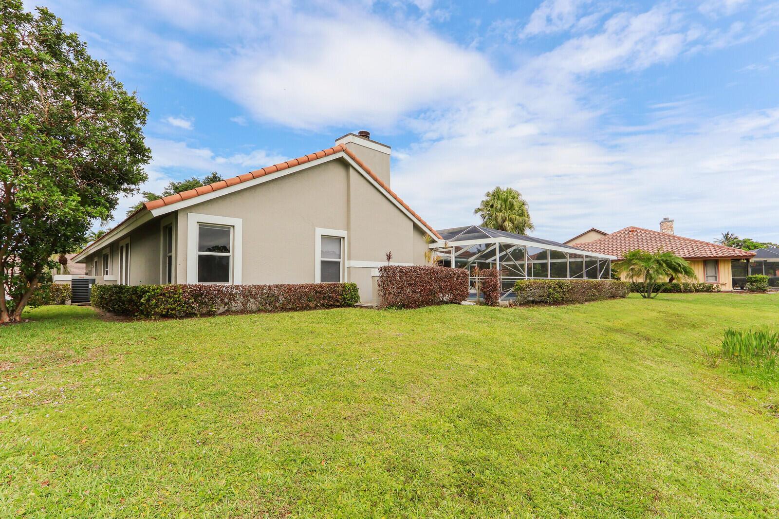 2 Old Fence Road, Palm Beach Gardens FL 33418 photo 3