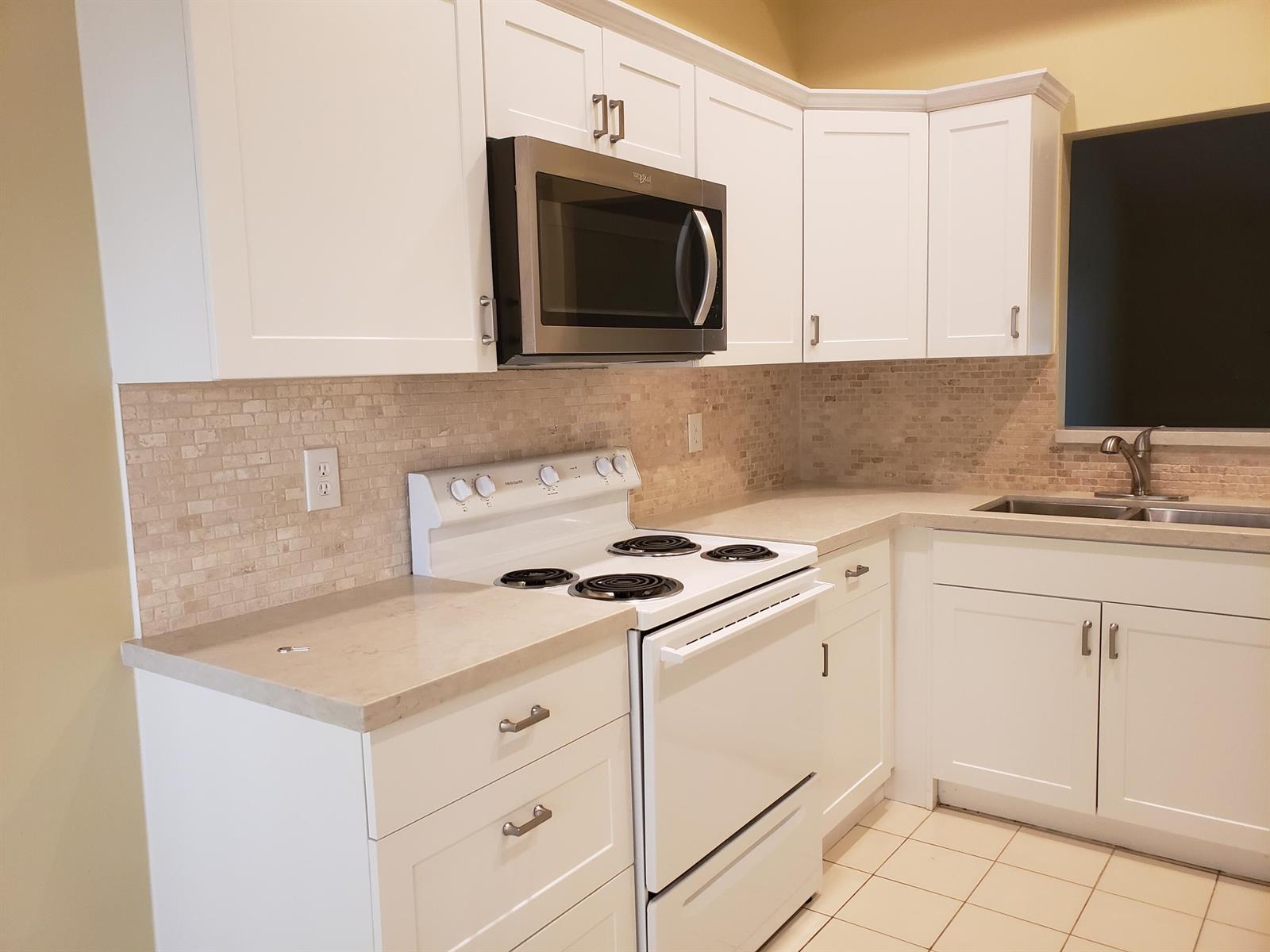 10875 Lake Front Place # 10875, Boca Raton FL 33498 photo 2