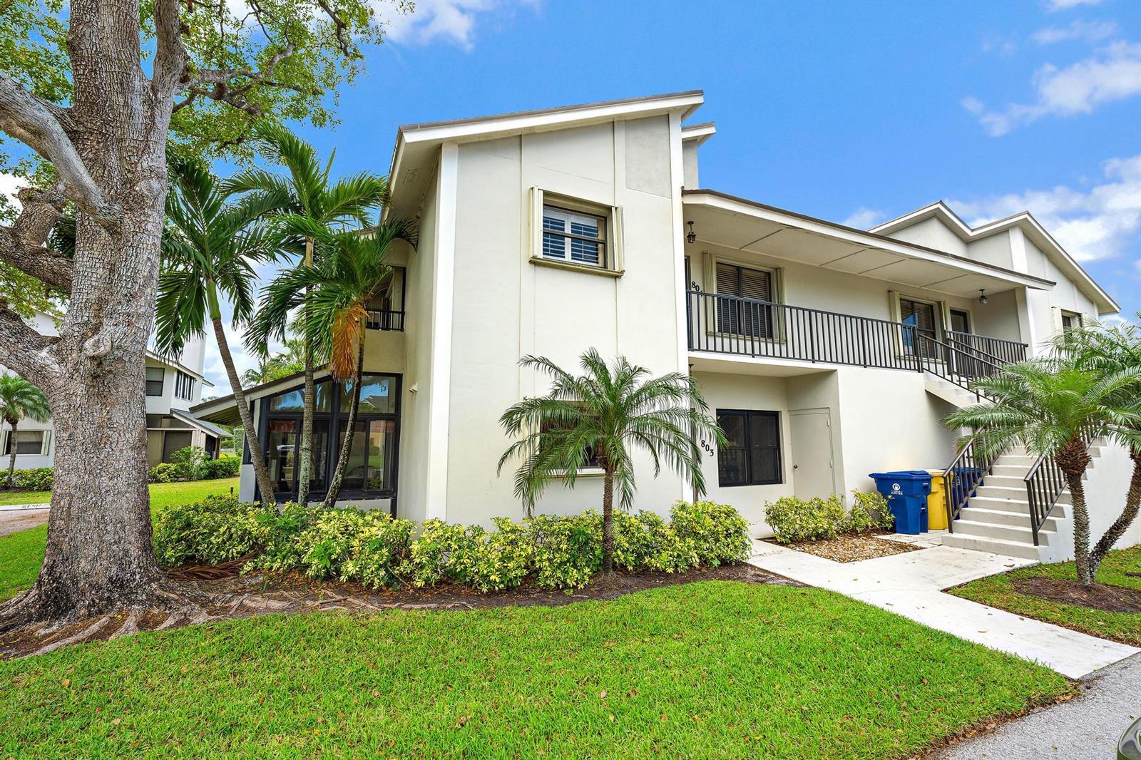 803 Clubhouse Circle, Jupiter FL 33477