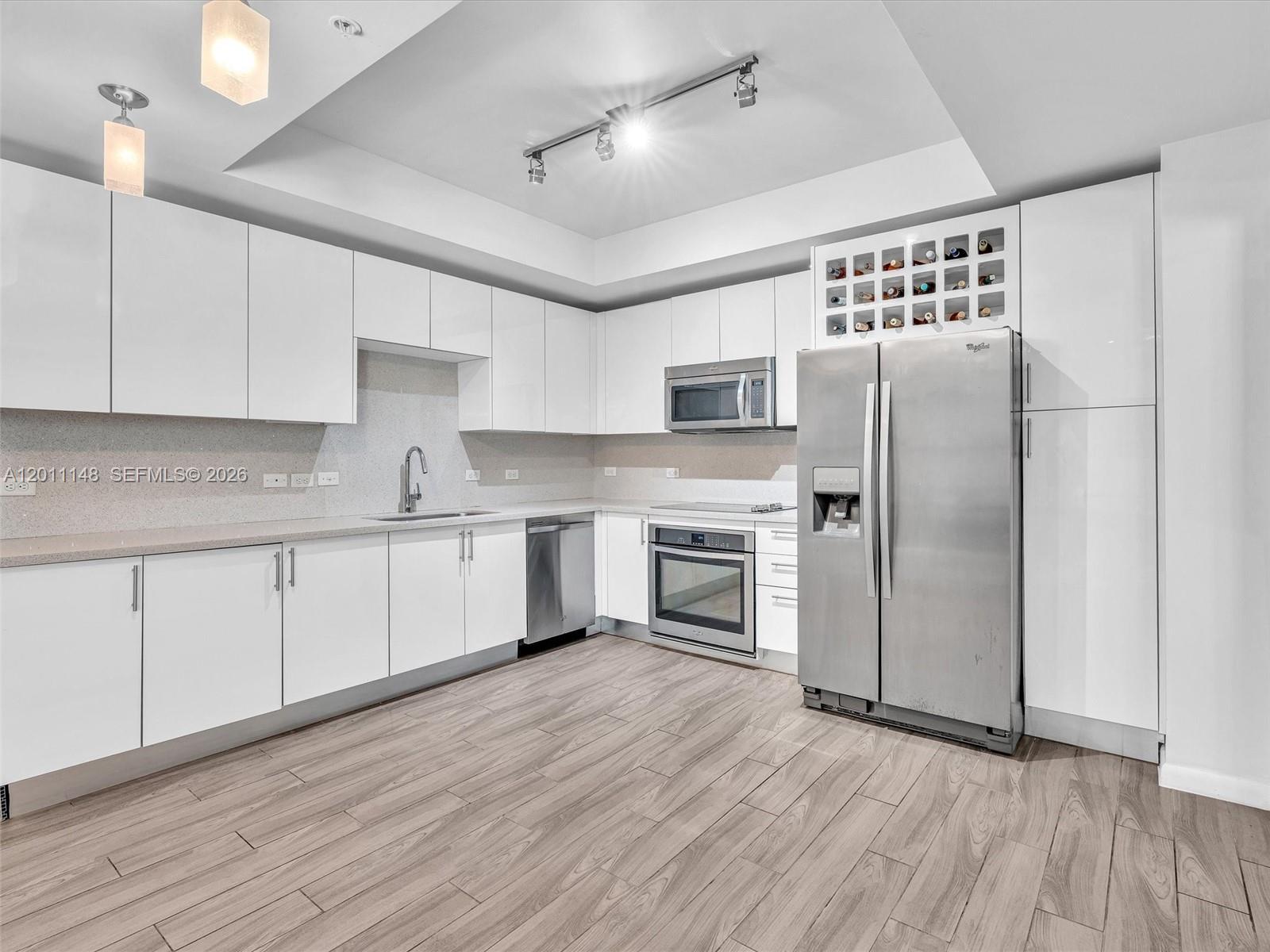 999 SW 1st Ave # 1201, Miami FL 33130 photo 2