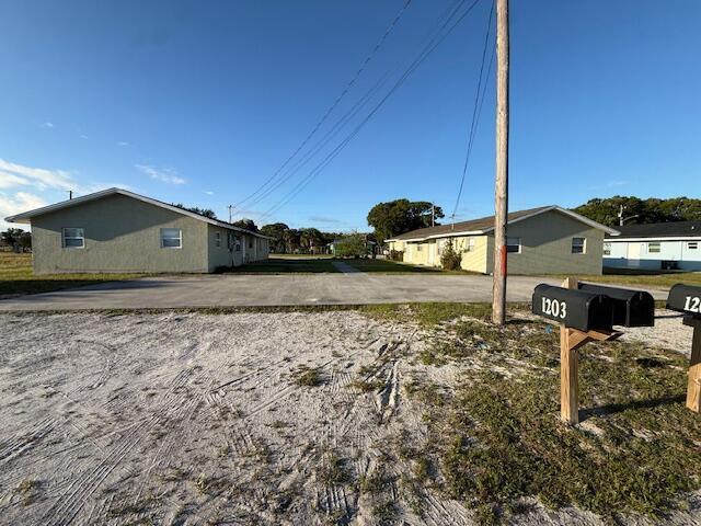 1205 Ave K, Fort Pierce FL 34950 photo 3
