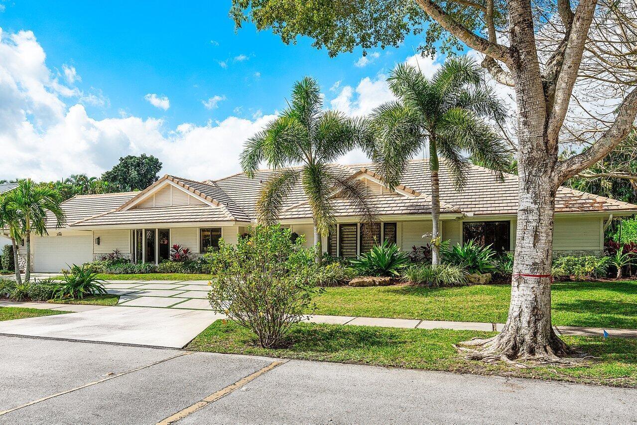 3765 Kings Way, Boca Raton FL 33434 photo 2