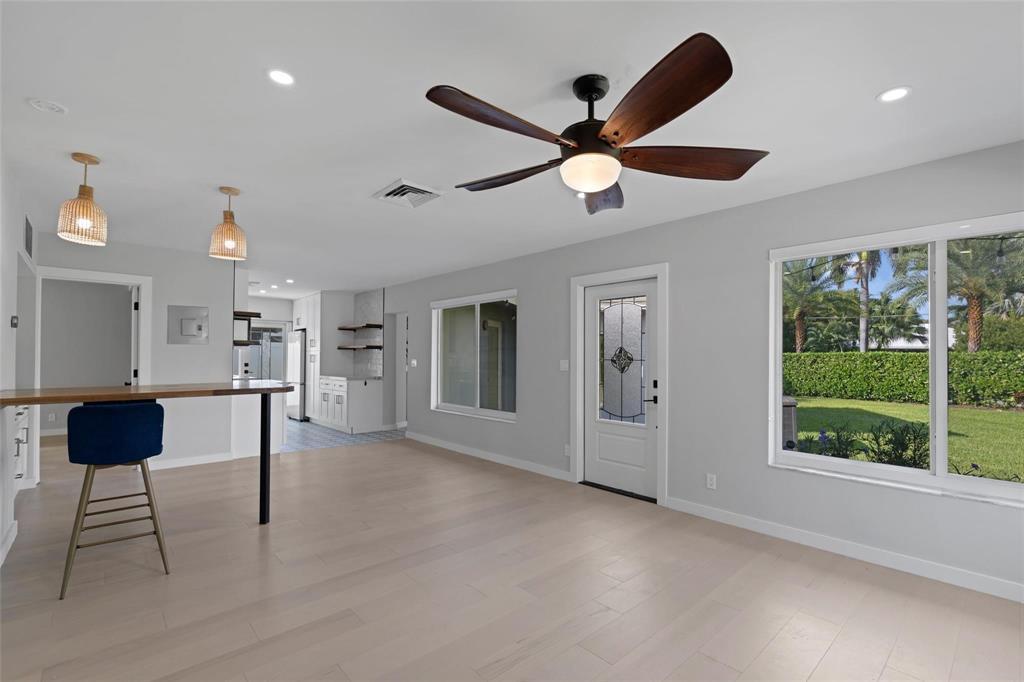 2000 SE 26th Avenue, Fort Lauderdale FL 33316 photo 4