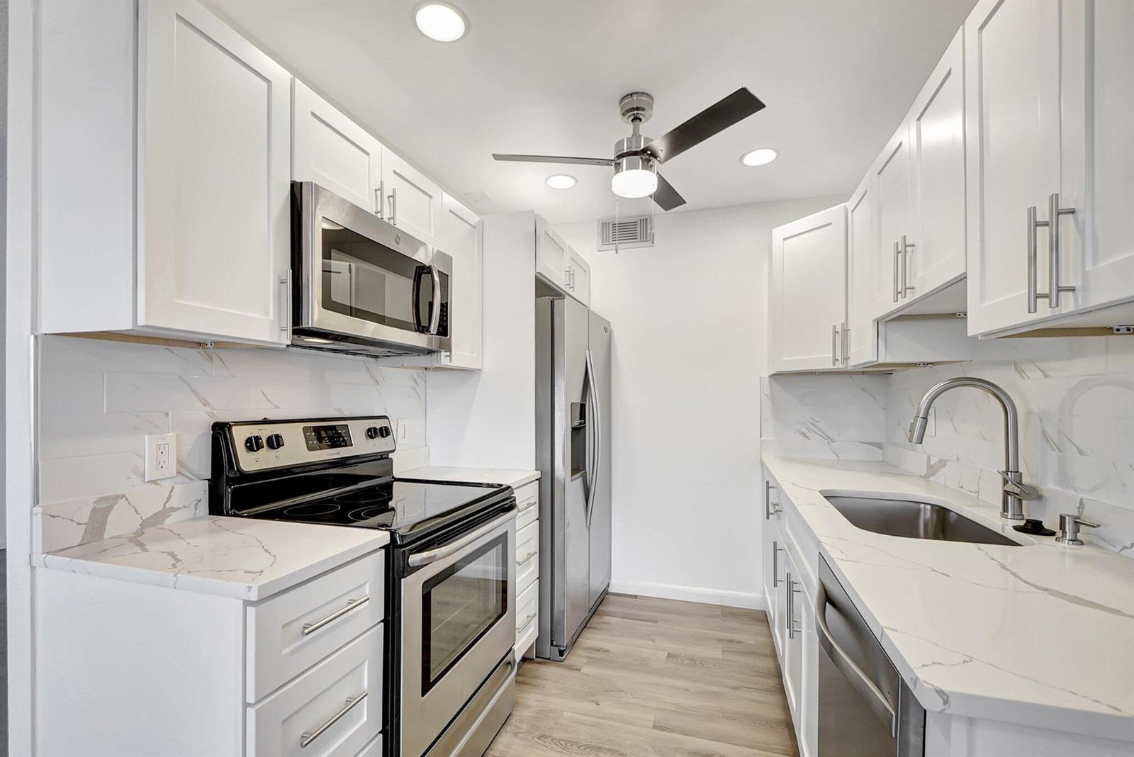 4015 Cornwall A, Boca Raton FL 33434