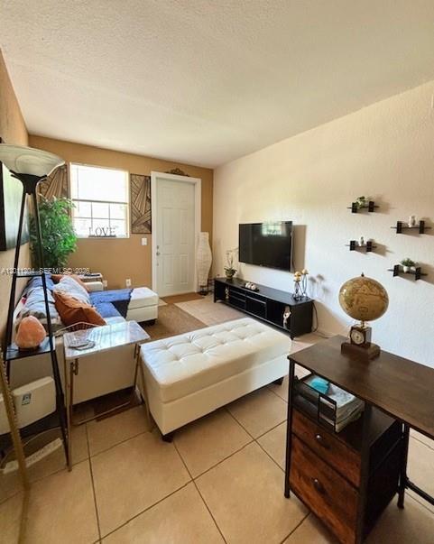 641 NE 21st Ter, Homestead FL 33033 photo 5