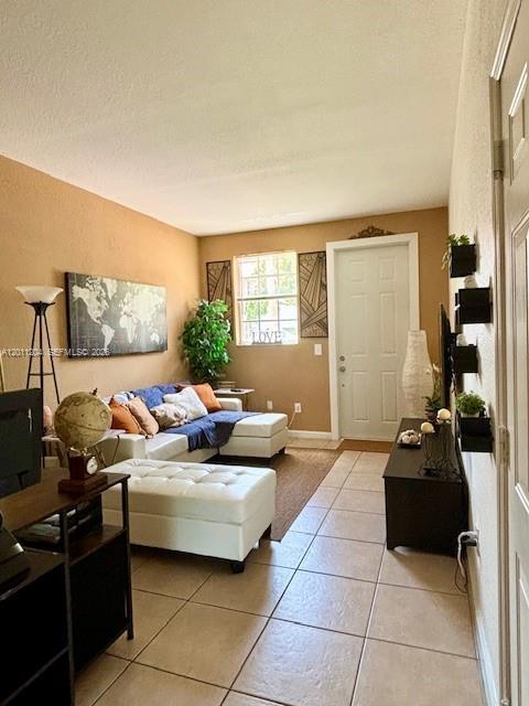 641 NE 21st Ter, Homestead FL 33033 photo 4