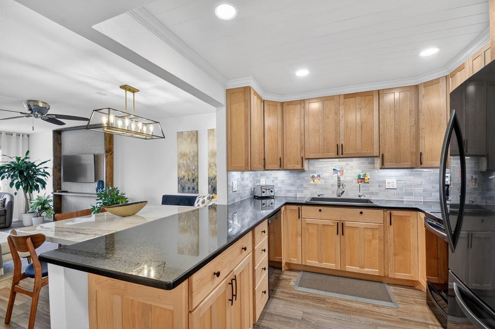 1502 S Lakeside Drive # 214, FL 33460