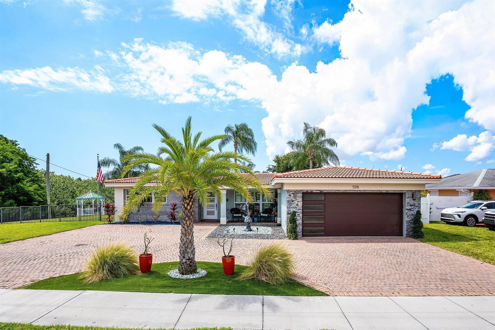 598 W Palmetto Park Road, Boca Raton FL 33432 photo 2