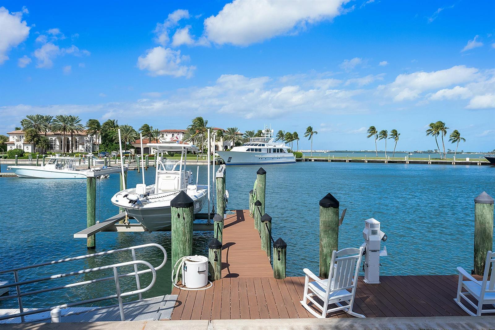 6879 SE South Marina Way, Stuart FL 34996 photo 2