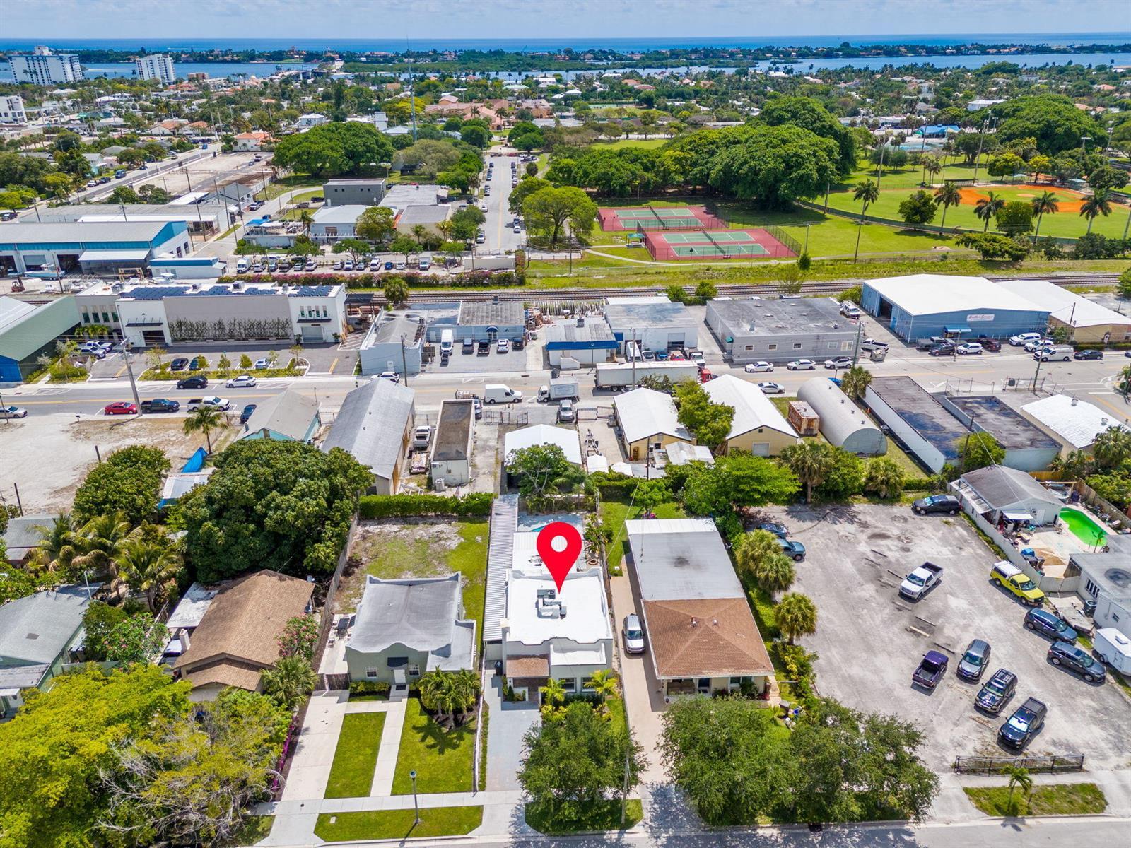 4324 Garden Avenue, West Palm Beach FL 33405 photo 2