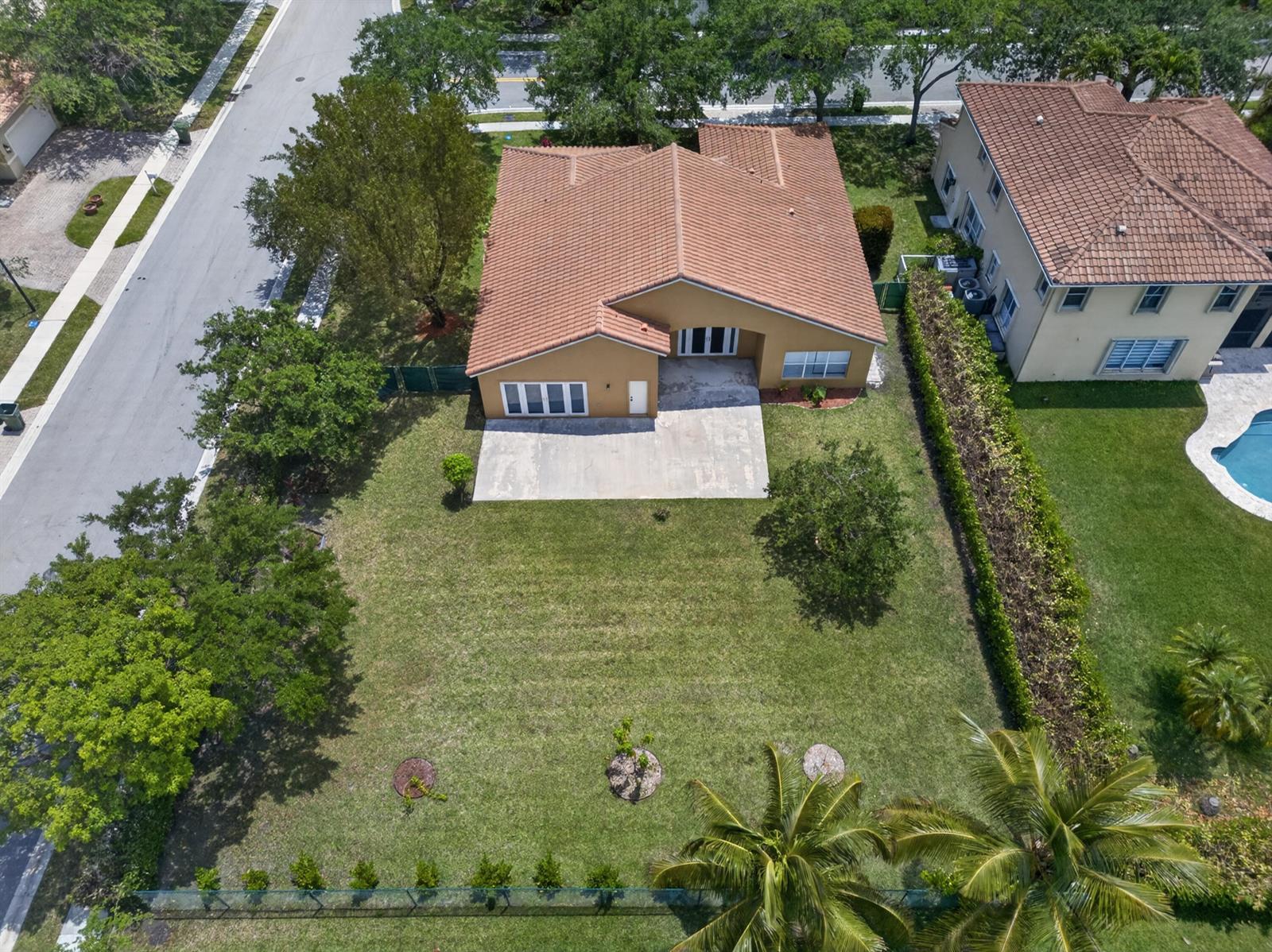 19111 SW 8th Street, Pembroke Pines FL 33029 photo 2