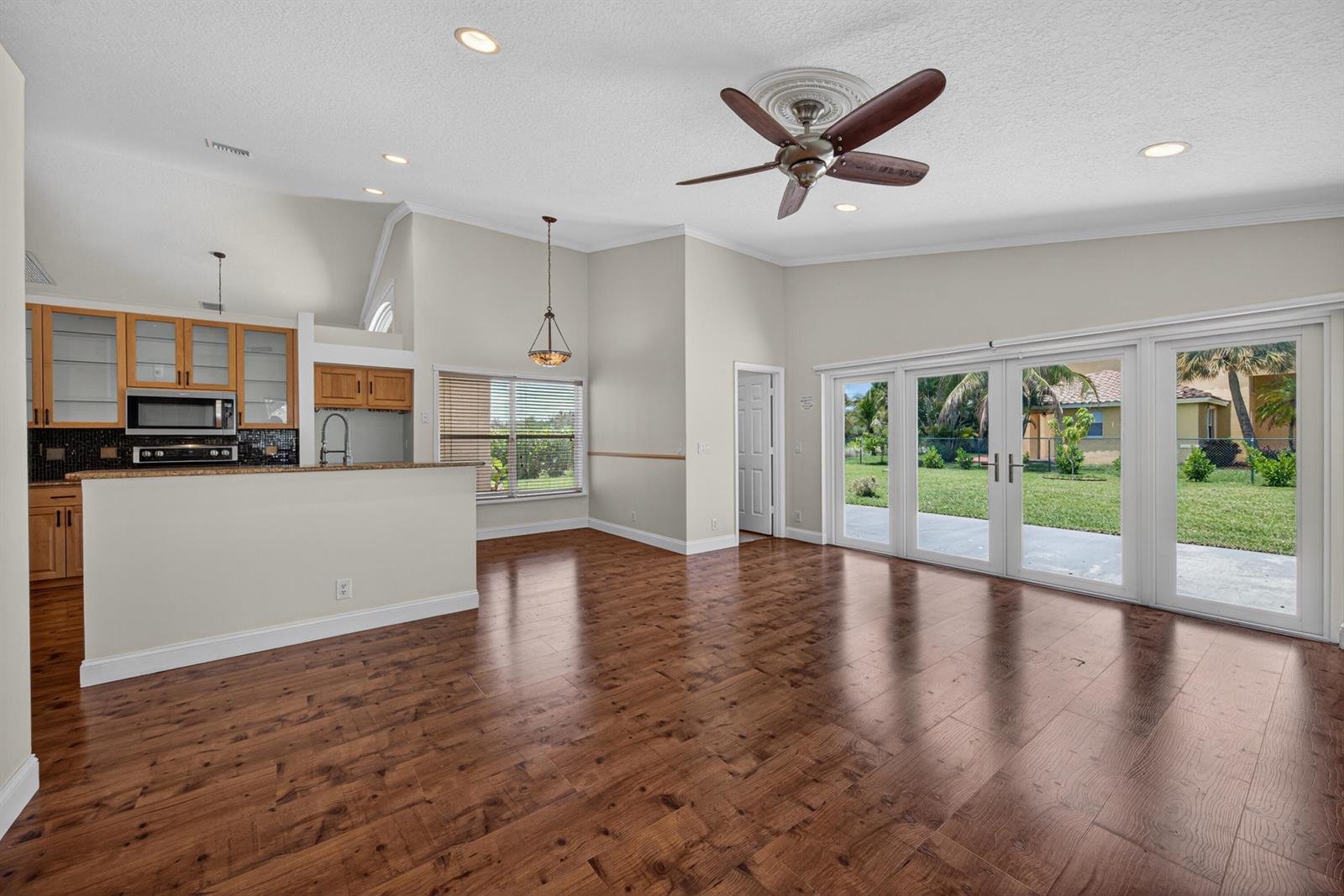 19111 SW 8th Street, Pembroke Pines FL 33029 photo 3