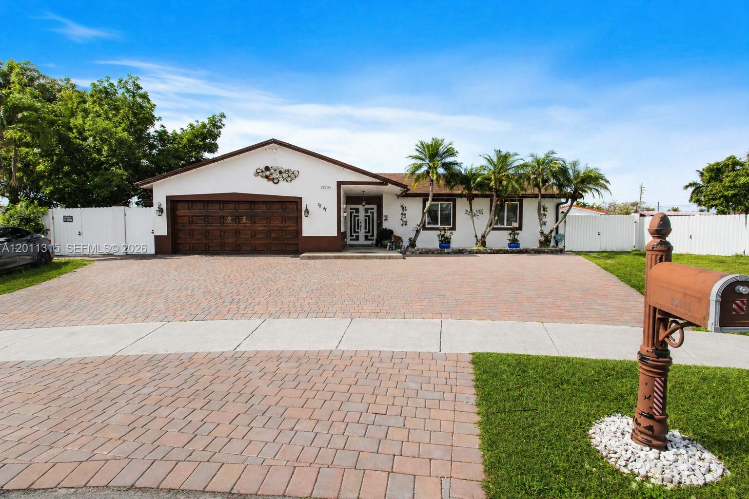 26234 SW 133rd Pl, Homestead FL 33032 photo 2