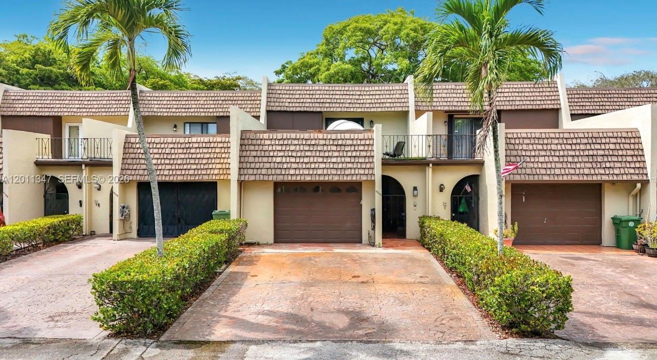 10375 Rue Vendome # 4C, Pembroke Pines FL 33026