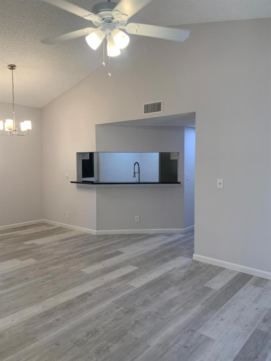 12 Via De Casas Sur # 102, Boynton Beach FL 33426 photo 4