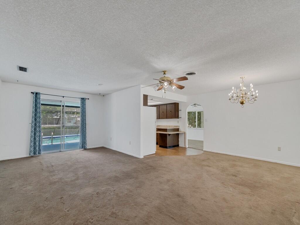 7410 Santa Rosa Parkway, Fort Pierce FL 34951 photo 5
