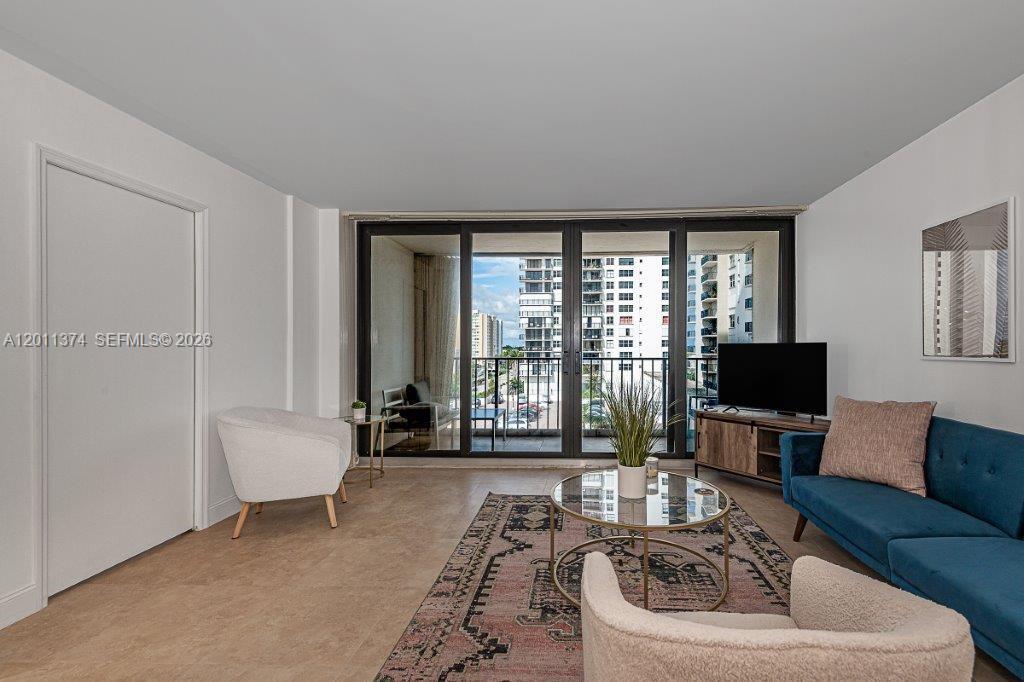 2401 S Ocean Dr # 604, Hollywood FL 33019 photo 5