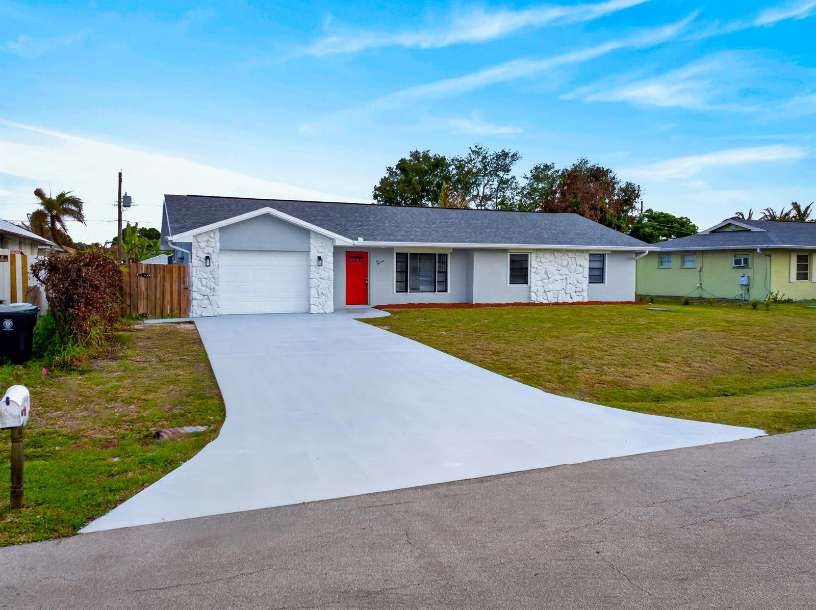 214 SE Duval Avenue, Port St. Lucie FL 34983