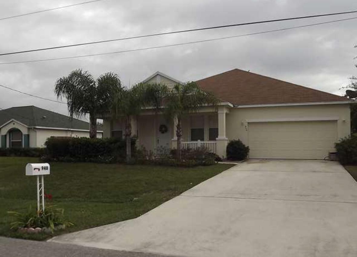 948 SW Jeremko Avenue, Port St. Lucie FL 34953