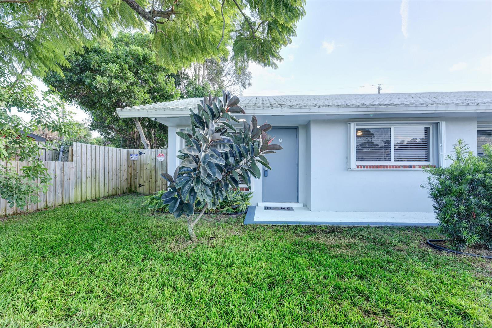 947 Fra-mar Place, Fort Pierce FL 34982 photo 2