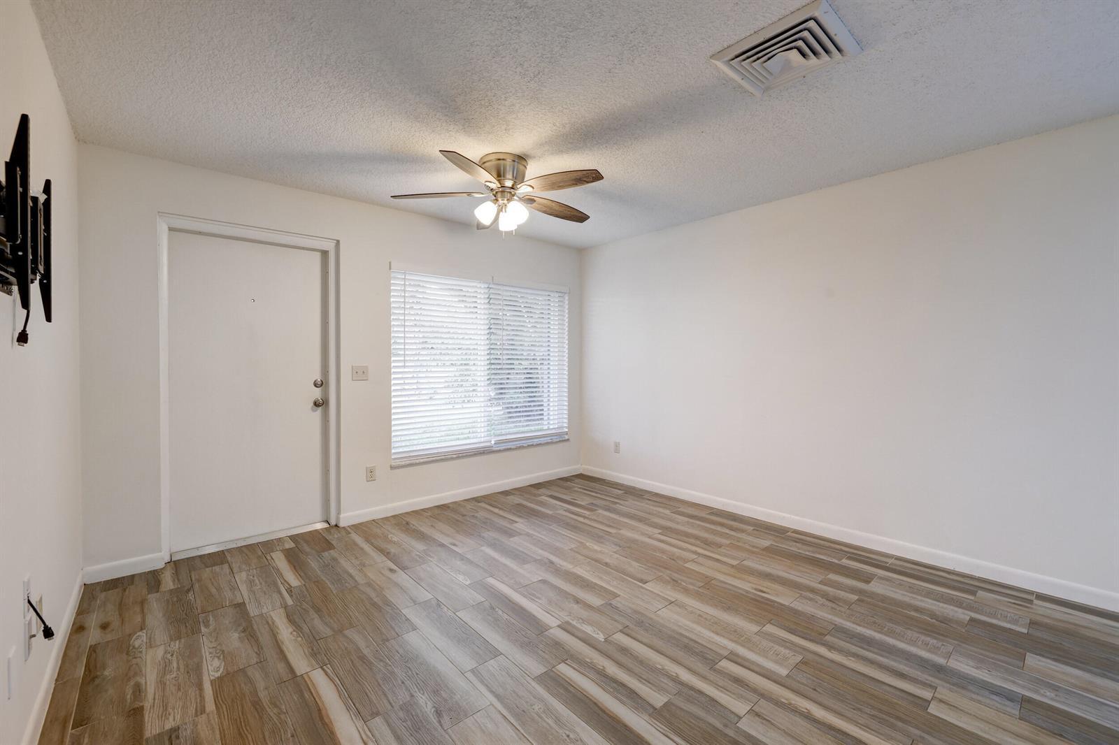 947 Fra-mar Place, Fort Pierce FL 34982 photo 5