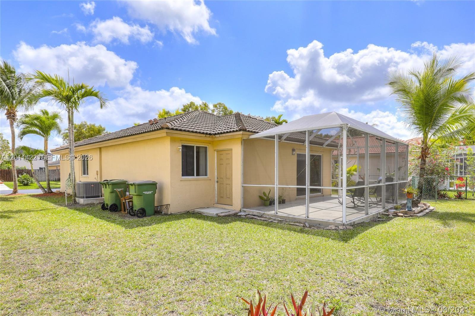 450 SE 30th Dr, Homestead FL 33033 photo 3
