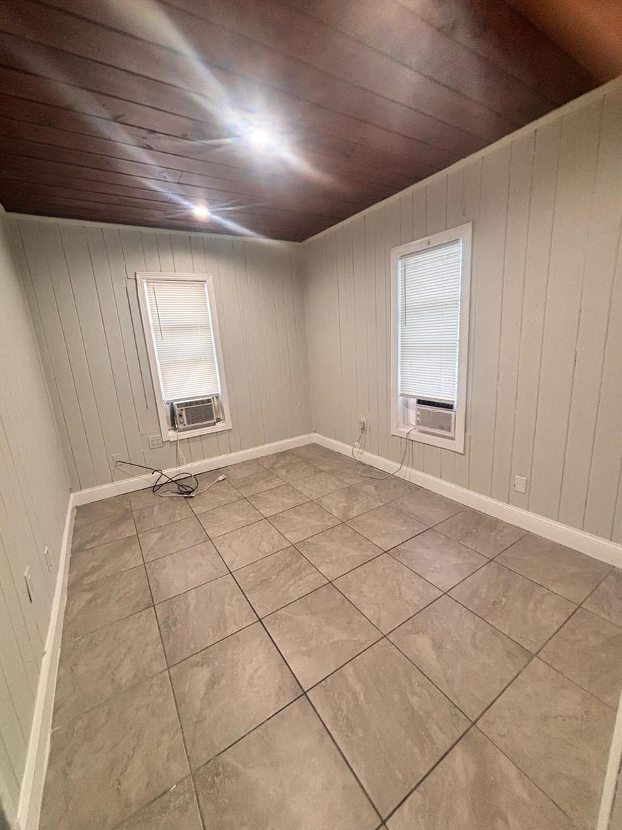 817 NW 7th Street, West Palm Beach FL 33401 photo 4