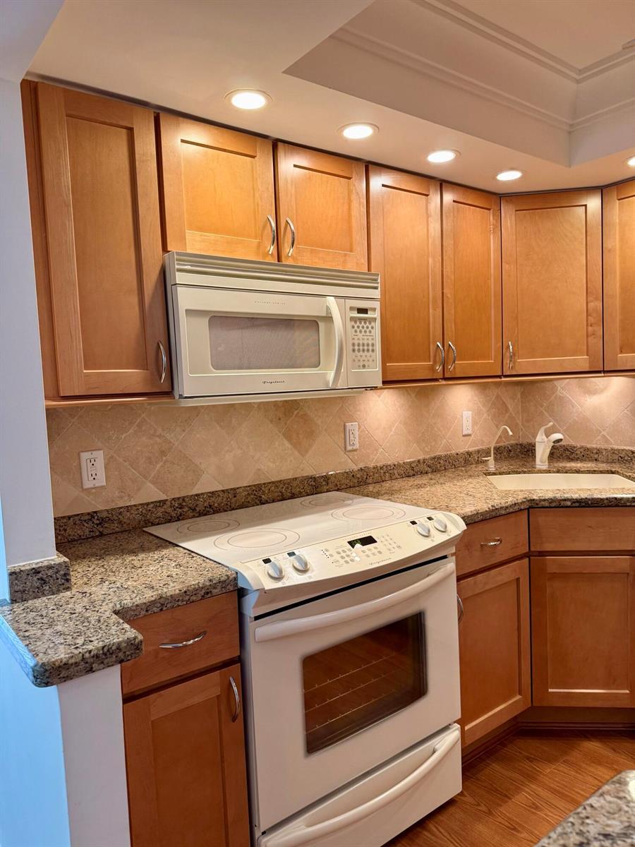 101 Briny Avenue # 906, Pompano Beach FL 33062 photo 5