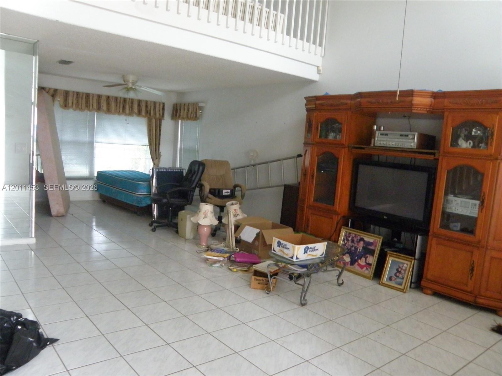 722 NW 177th Ave, Pembroke Pines FL 33029 photo 2