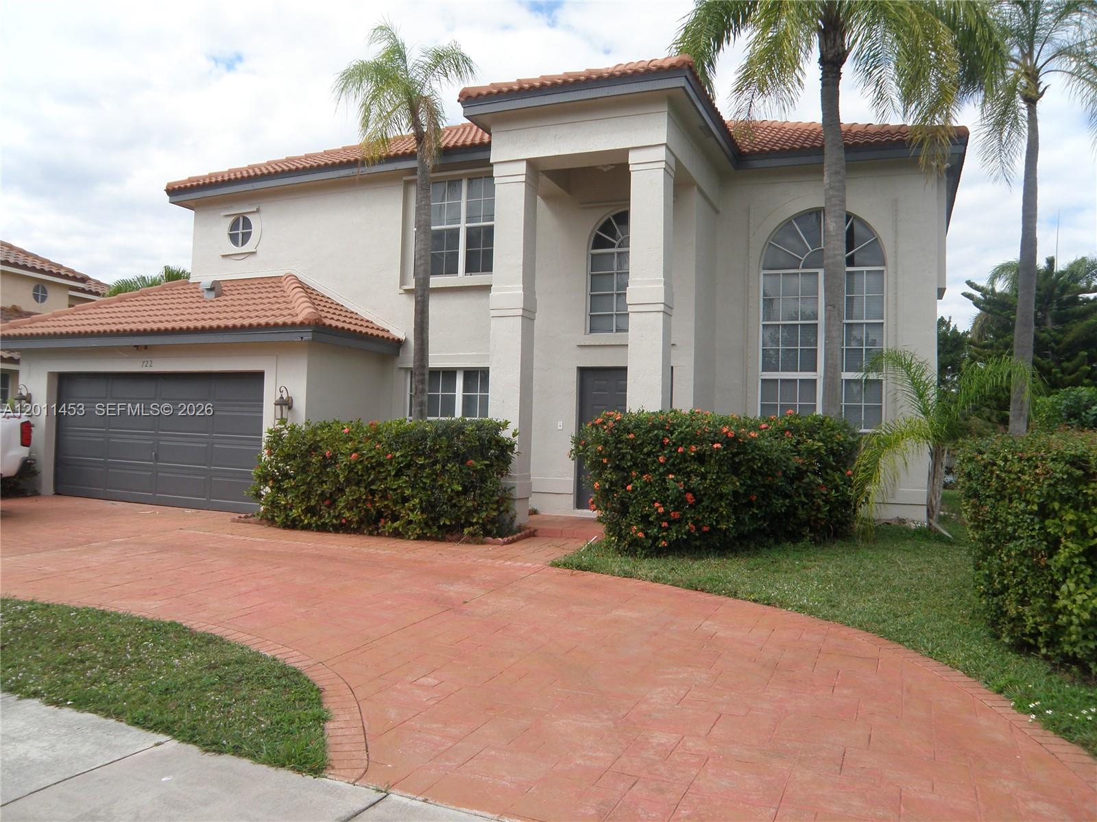 722 NW 177th Ave, Pembroke Pines FL 33029