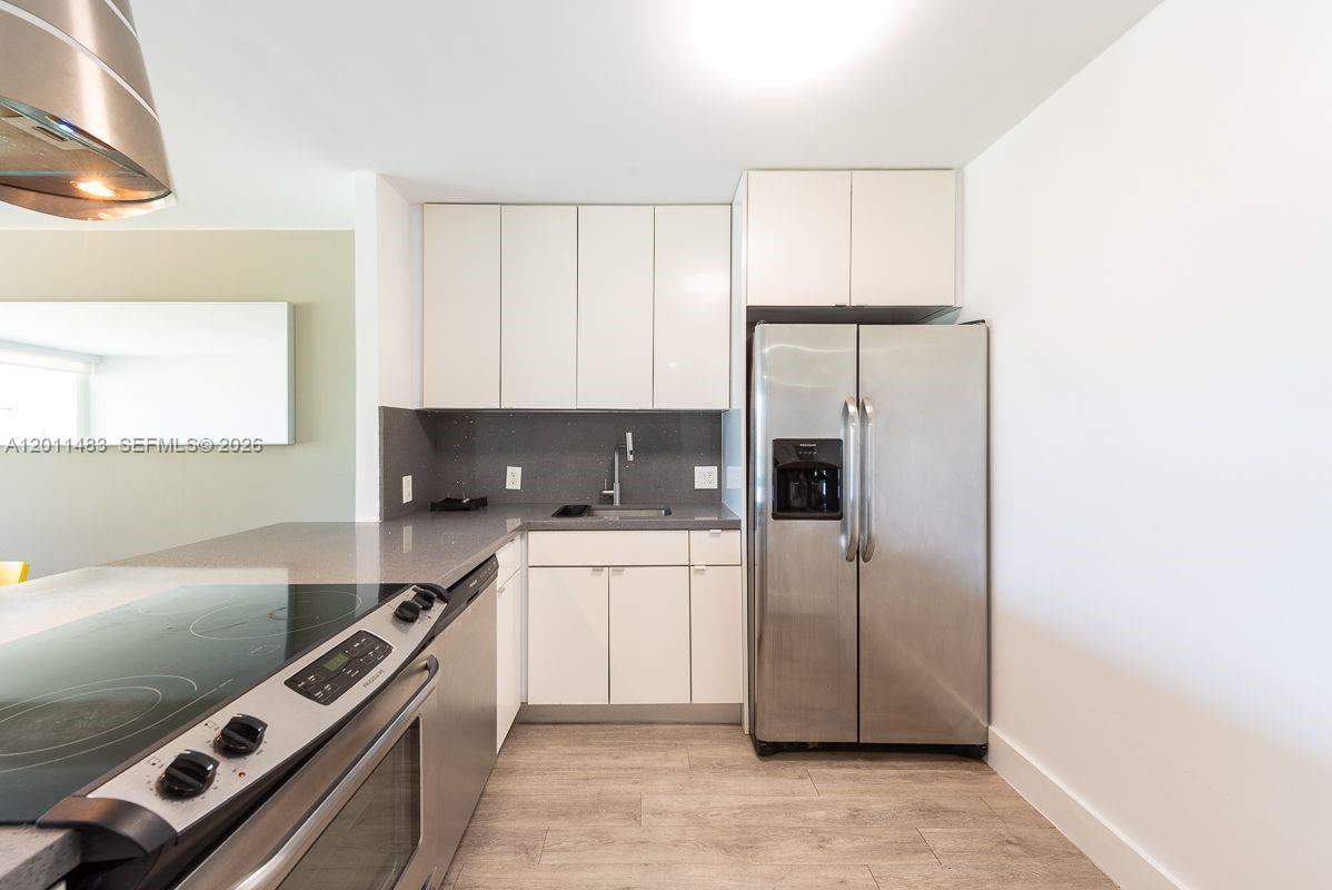 100 Bayview Dr # 210, Sunny Isles Beach FL 33160 photo 2