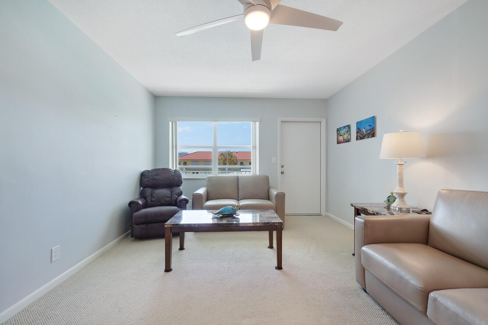 37 Yacht Club Drive Unit 202, North Palm Beach FL 33408 photo 5