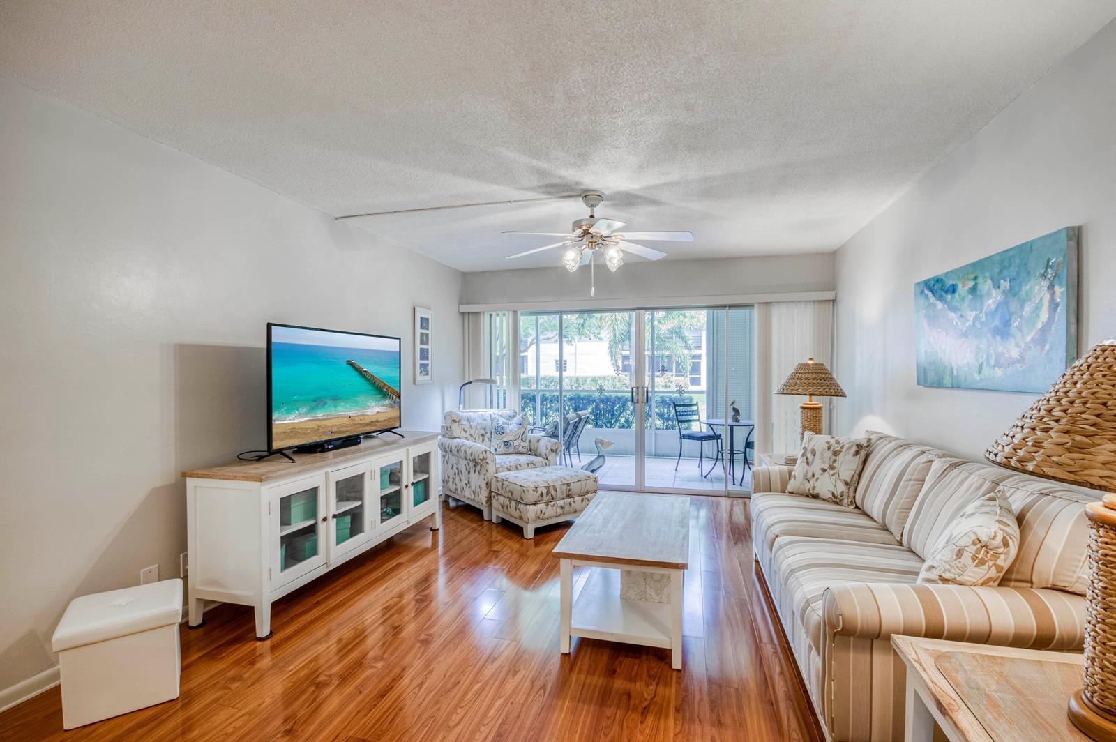 11 Westwood Avenue # 103a, Tequesta FL 33469