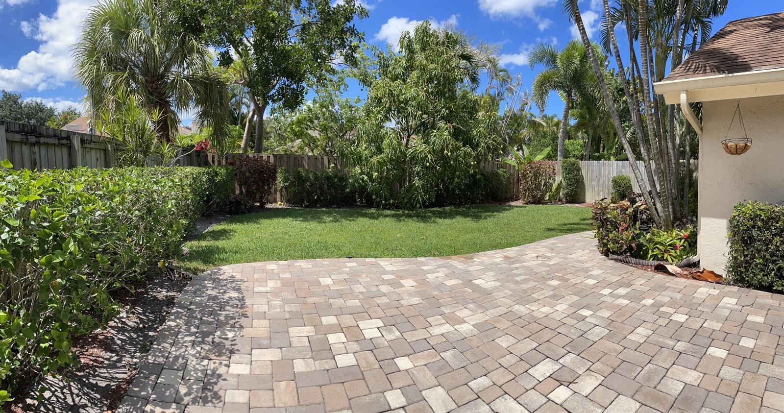7735 E Kenway Pl Place E, Boca Raton FL 33433 photo 4