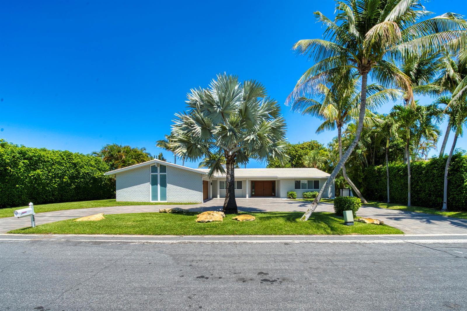 2259 Ibis Isle Road E, Palm Beach FL 33480 photo 2