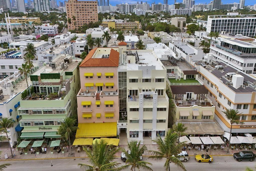834 Ocean Drive # 406, Miami Beach FL 33139