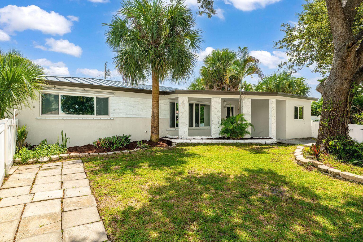 2298 NE 4th Avenue, Boca Raton FL 33431 photo 3