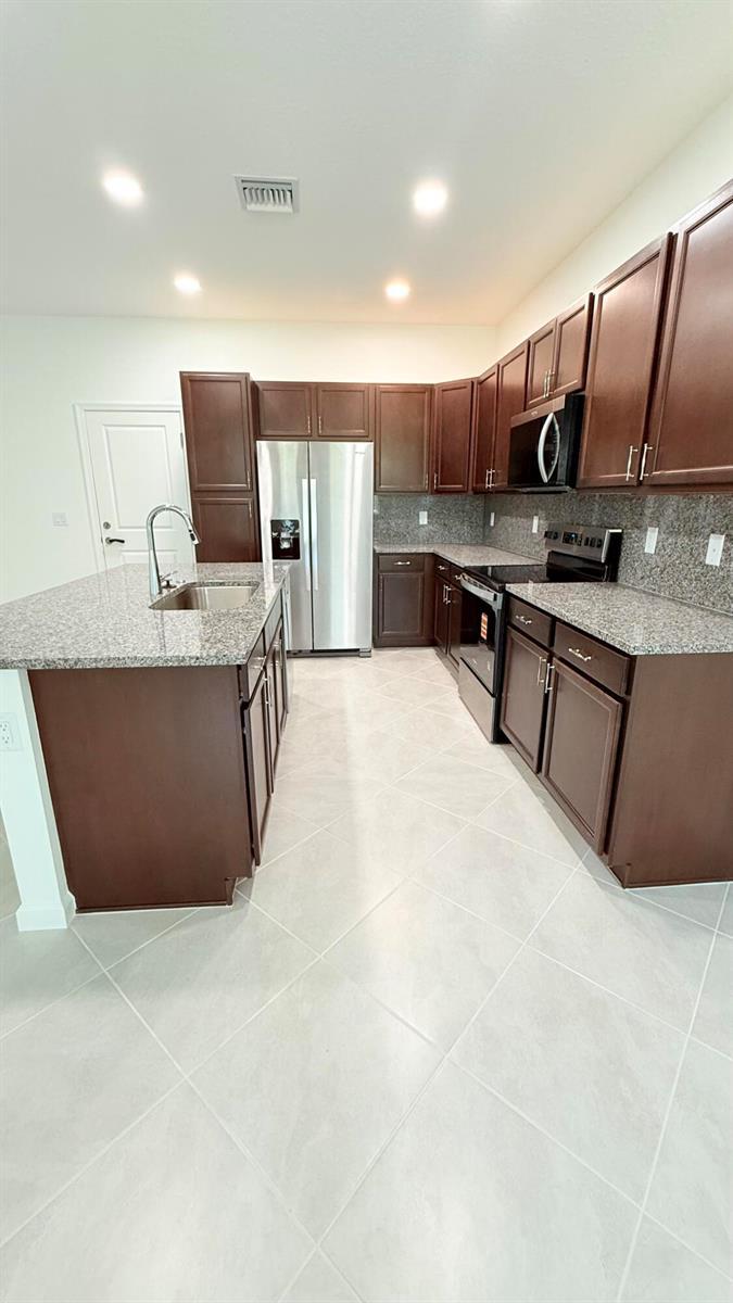 4394 S Longwood Lk Square, Westlake FL 33470 photo 2