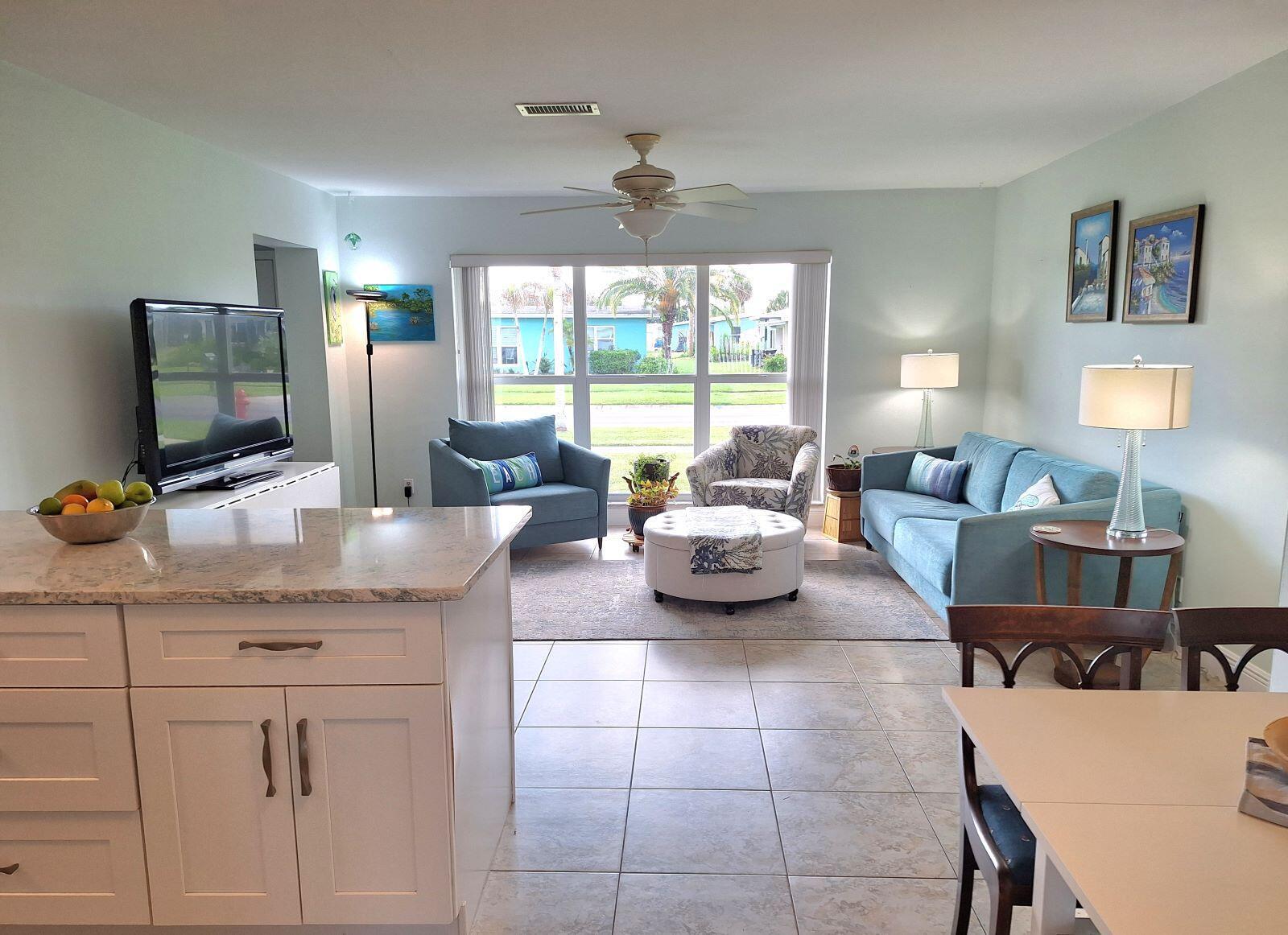 2872 SE Wiltshire Terrace, Port St. Lucie FL 34952 photo 2